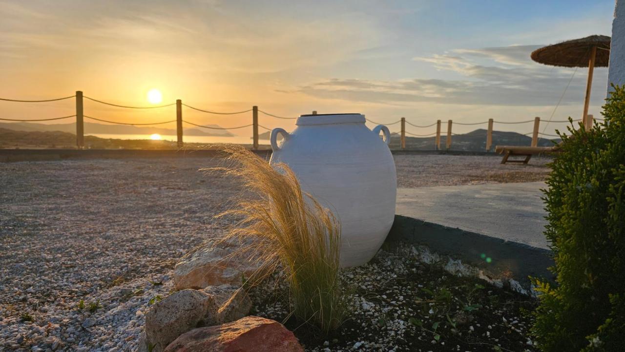 Bayview Villa With Jaccuzi - Milos Zefiría エクステリア 写真