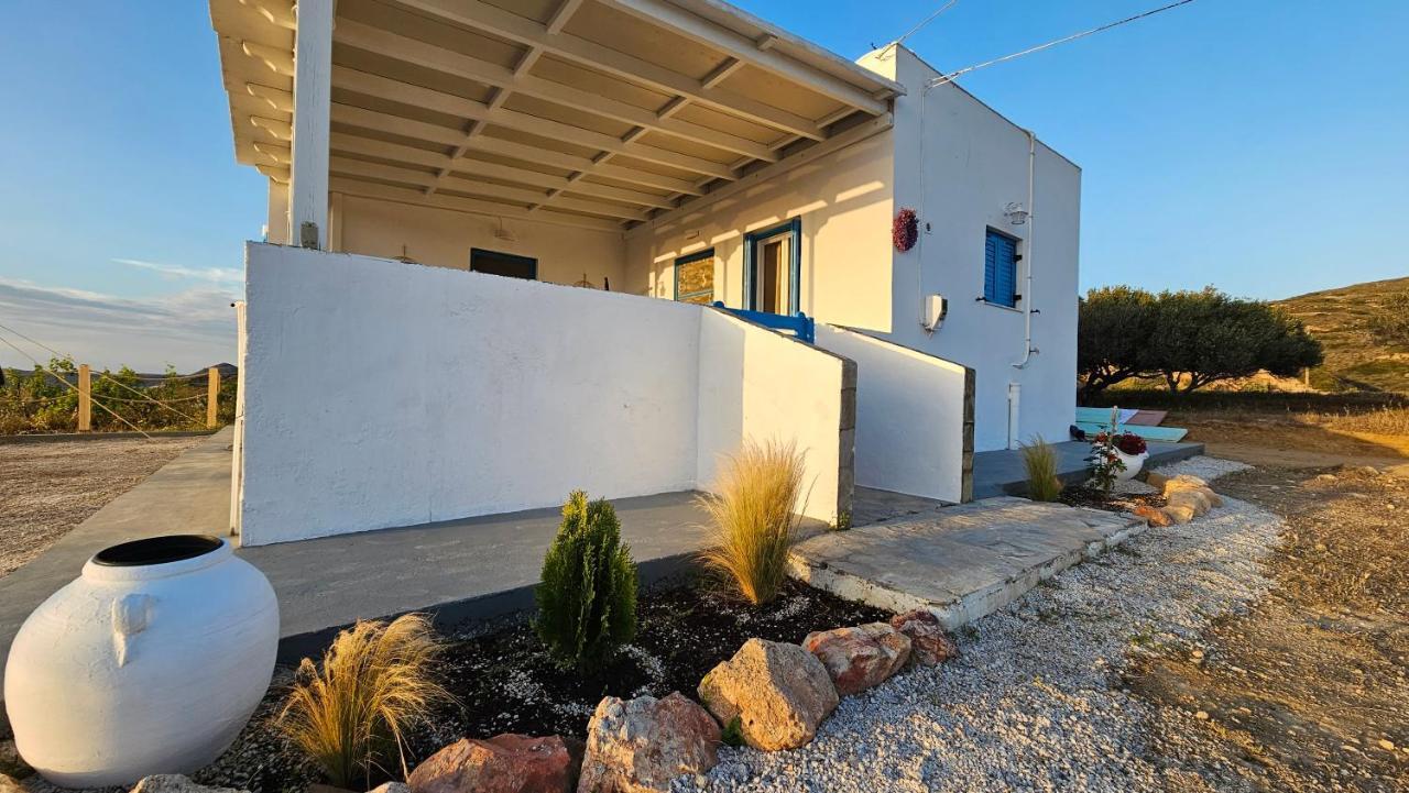 Bayview Villa With Jaccuzi - Milos Zefiría エクステリア 写真