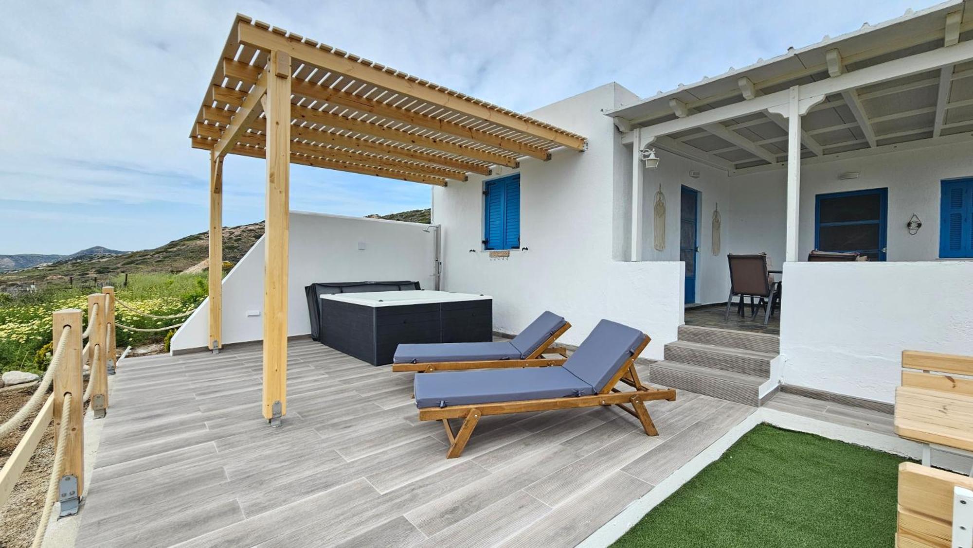 Bayview Villa With Jaccuzi - Milos Zefiría エクステリア 写真