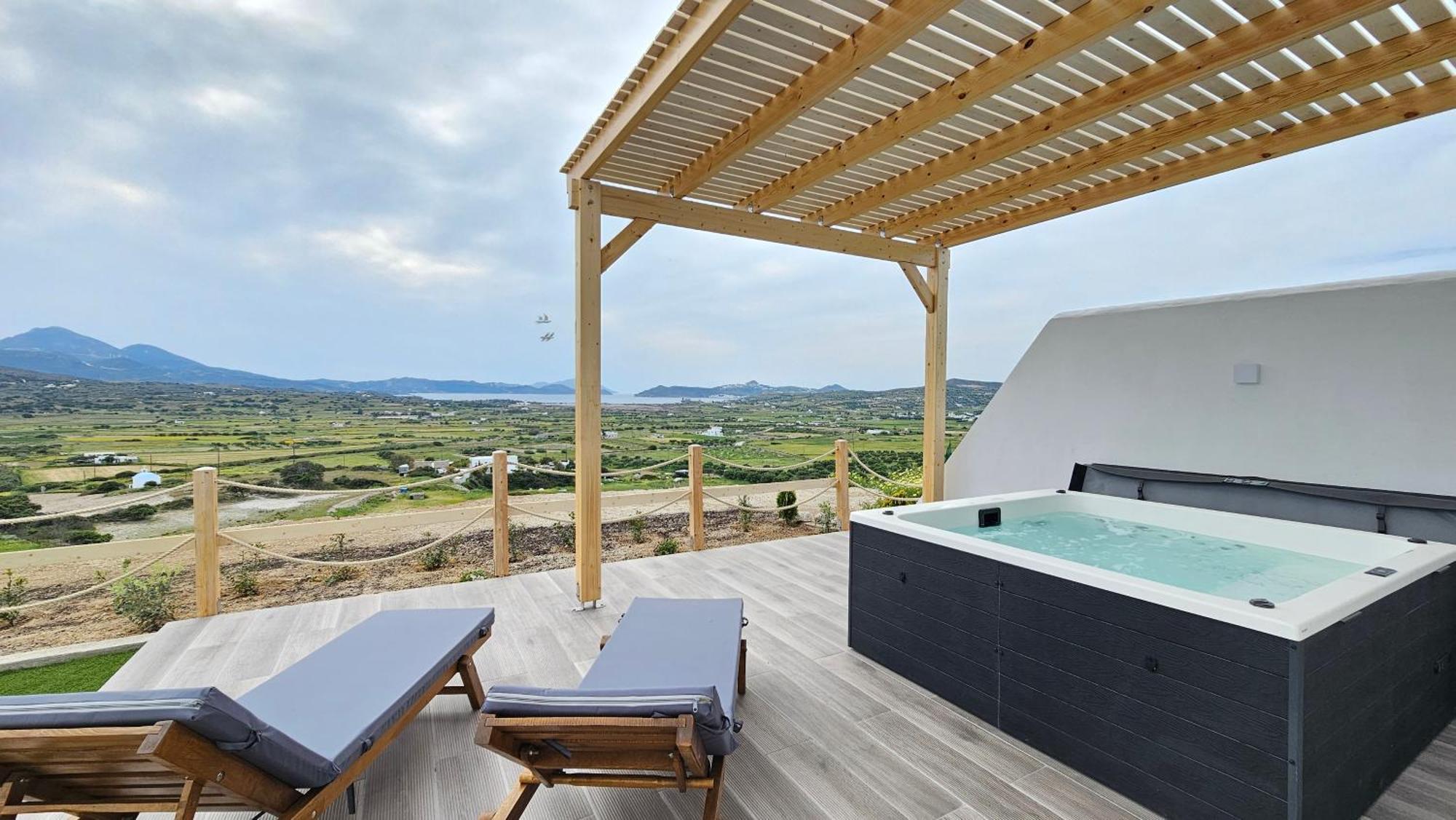 Bayview Villa With Jaccuzi - Milos Zefiría エクステリア 写真