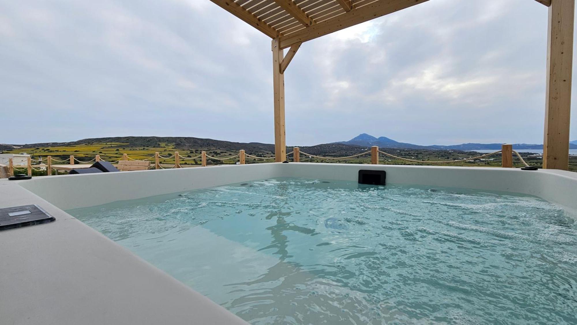 Bayview Villa With Jaccuzi - Milos Zefiría エクステリア 写真