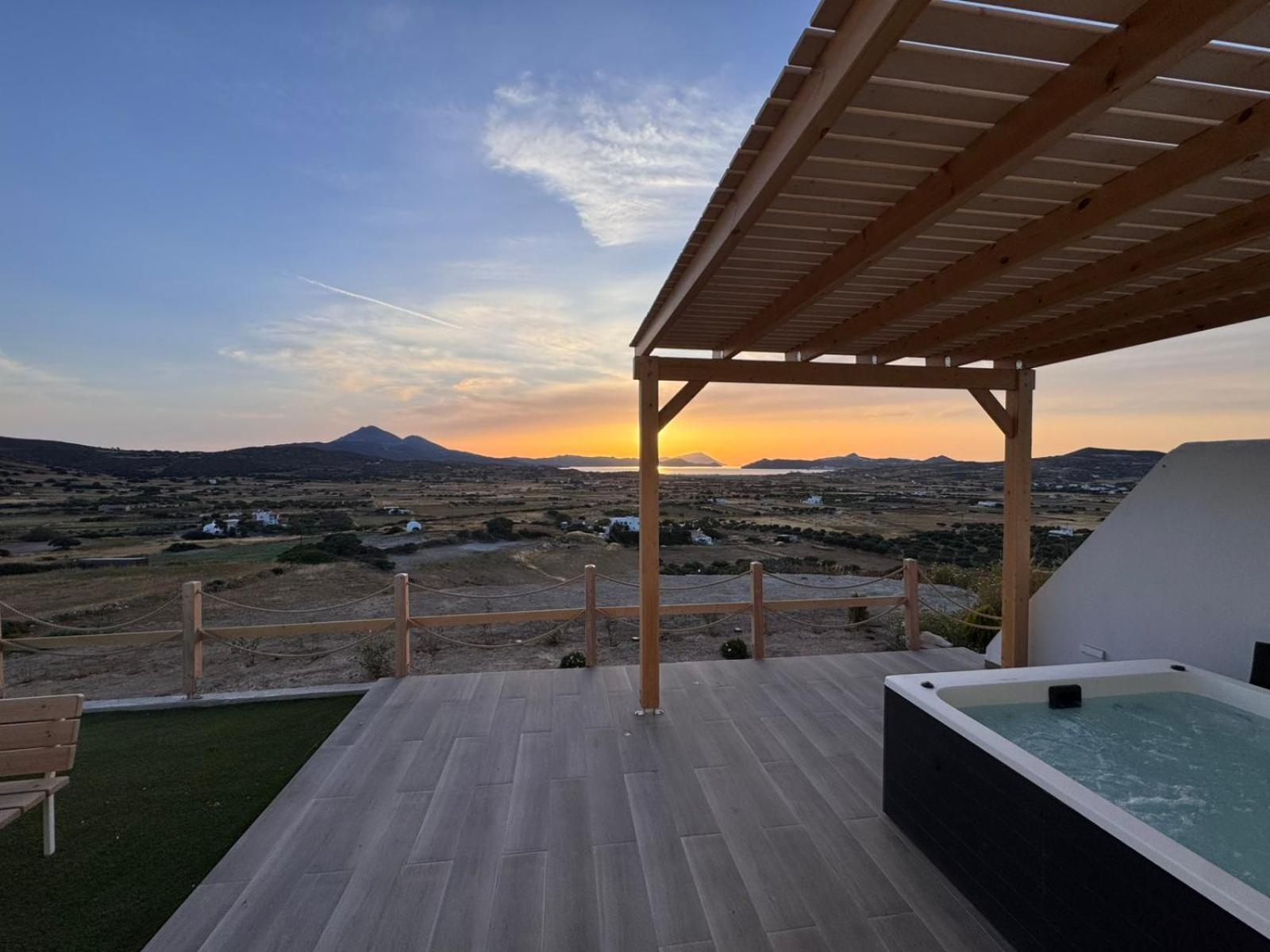 Bayview Villa With Jaccuzi - Milos Zefiría エクステリア 写真